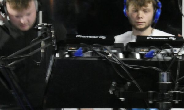 MODEZ OF VIBRATION Radio Show MODEZ OF VIBRATION Radio Show