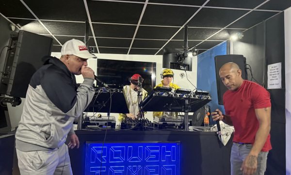 MODEZ OF VIBRATION Radio Show MODEZ OF VIBRATION Radio Show