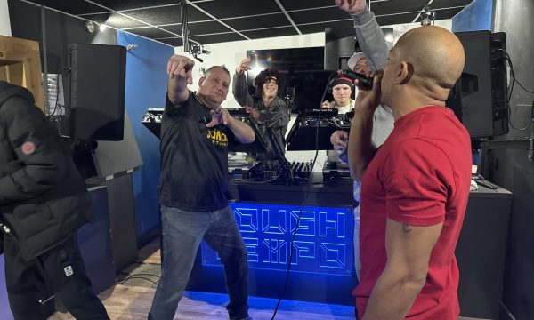 MODEZ OF VIBRATION Radio Show MODEZ OF VIBRATION Radio Show