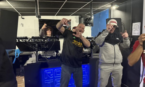 MODEZ OF VIBRATION Radio Show MODEZ OF VIBRATION Radio Show