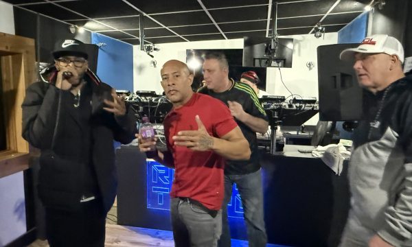 MODEZ OF VIBRATION Radio Show MODEZ OF VIBRATION Radio Show