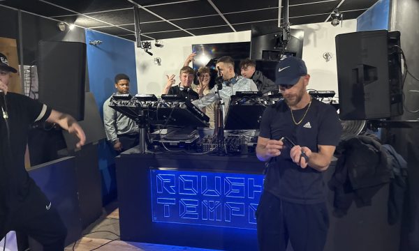 MODEZ OF VIBRATION Radio Show MODEZ OF VIBRATION Radio Show